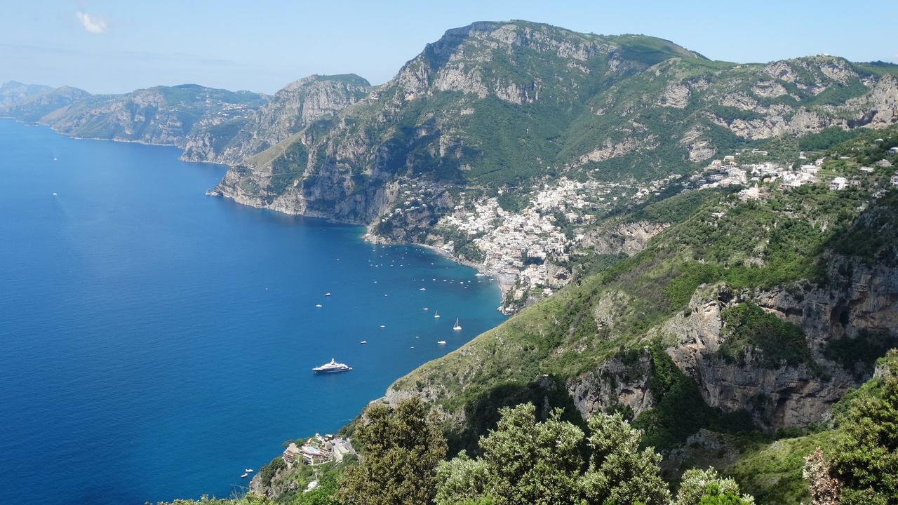 مبيت وإفطار أَجيرولا Oltre La Costa المظهر الخارجي الصورة